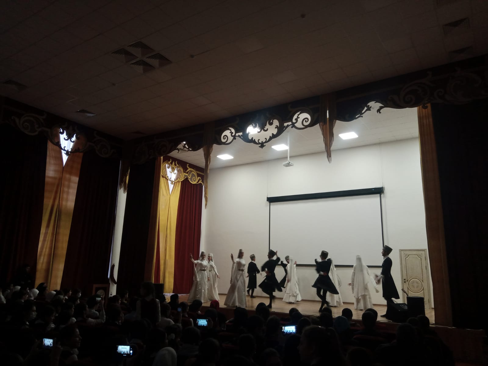 Концерт ансамбля народного танца «Ингушетия».